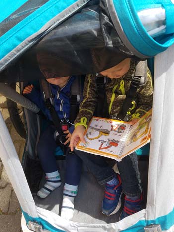 Qeridoo Speedkid 2020 mit zwei Kindern Qeridoo Speedkid 2020 mit zwei Kindern