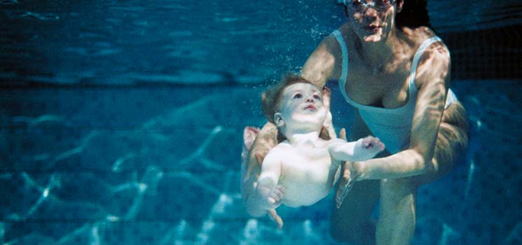 5.000 Babyschwimm-Gutscheine 