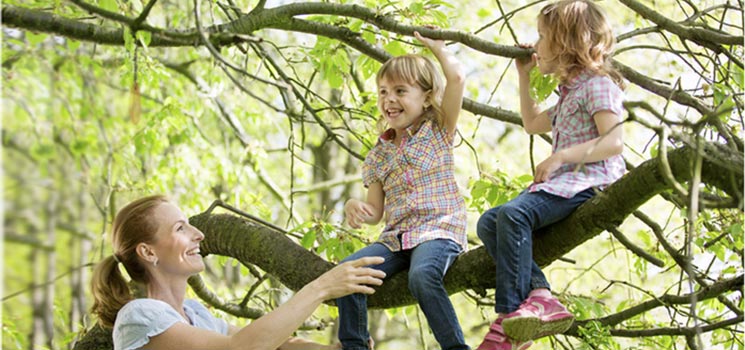 Naturkinder Hand in Hand