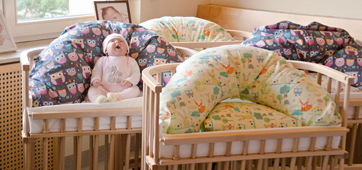 Komfortable Beistellbettchen für Babys
