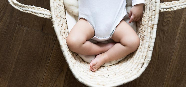 Baby Floating für Neugeborene